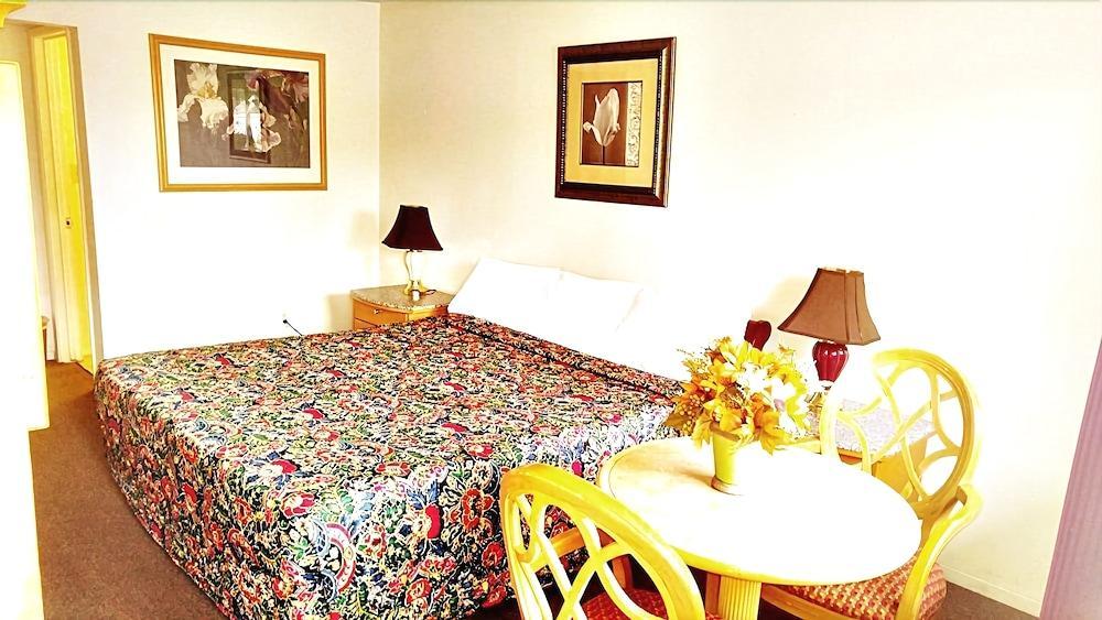 Parkway Inn เฟรสโน ภายนอก รูปภาพ