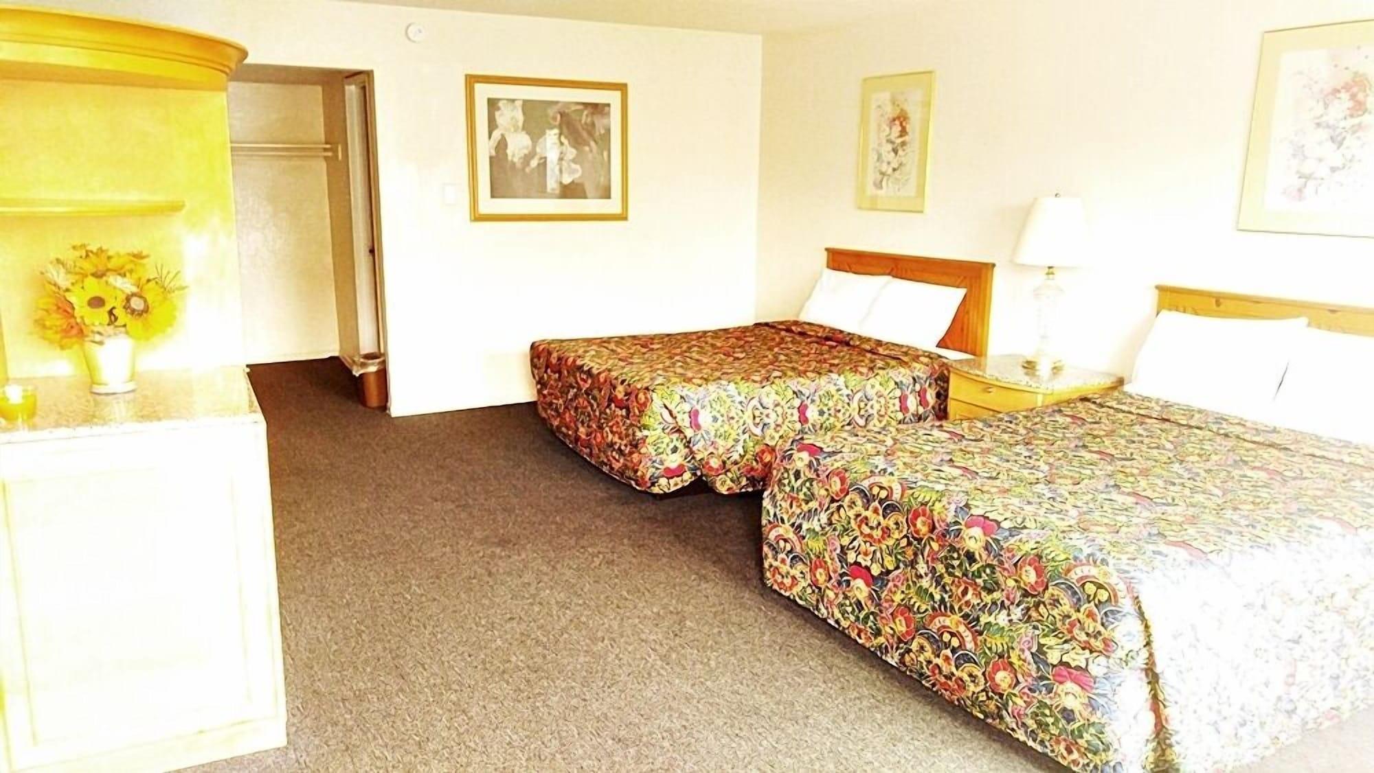 Parkway Inn เฟรสโน ภายนอก รูปภาพ